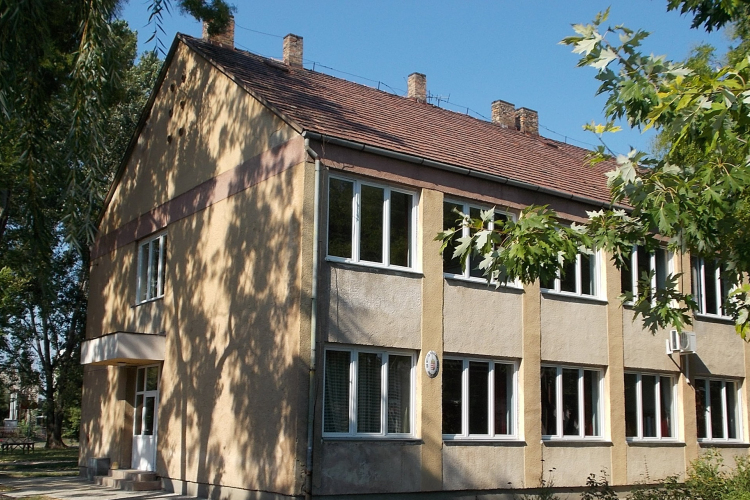 Korszerűsítik a simontornyai Vak Bottyán Gimnáziumot