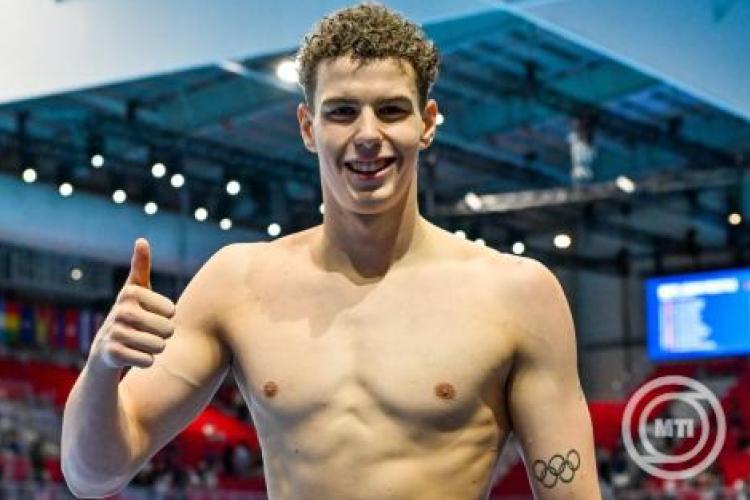 Rövidpályás úszó-vk – Sárkány Zalán országos csúccsal nyert 800 méter gyorson