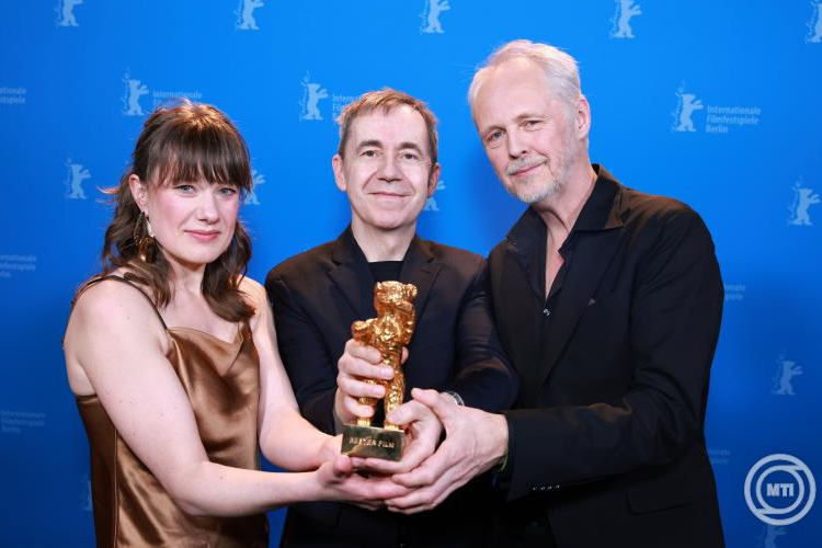 Berlinale - A Dreams nyerte az Arany Medvét