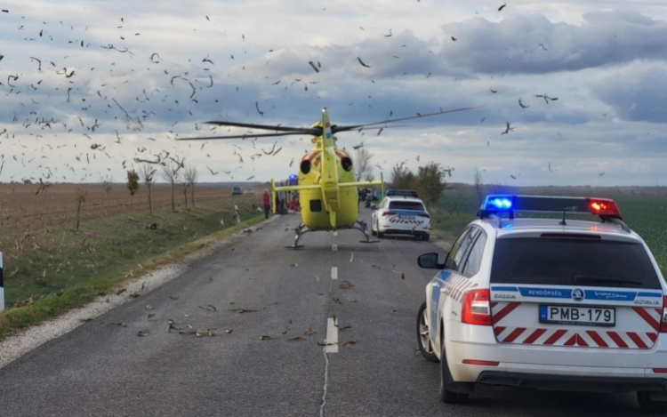Egy autós és egy motoros ütközött össze Tamási és Iregszemcse között
