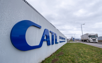 A jövő év március-áprilisában kezdik a sorozatgyártást a CATL debreceni akkumulátorgyárában