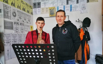 Ismét döntőben a tamási szaxofonos