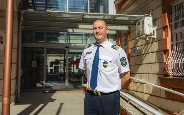 Tamási Város Biztonságáért kitüntető címet vehette át Oláh István