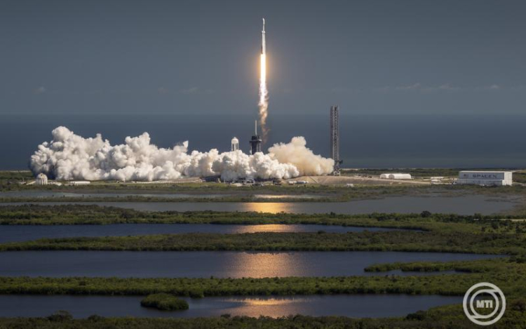 A Jupiter Európa nevű holdjának kutatására indult a NASA Europa Clipper űrszondája