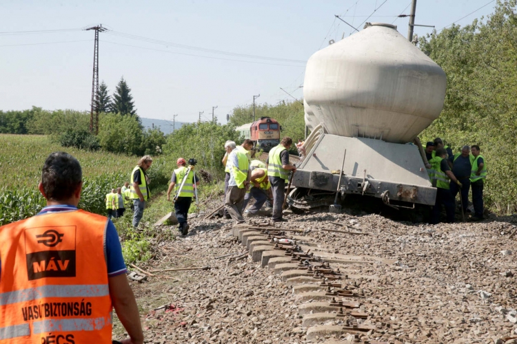 A pécsi vasútvonalon több napig lesznek korlátozások 