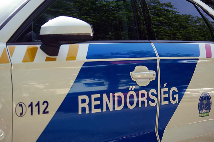 197-en akadtak lencsevégre 