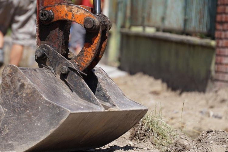 Több mint ezer méter járda épült az adóból