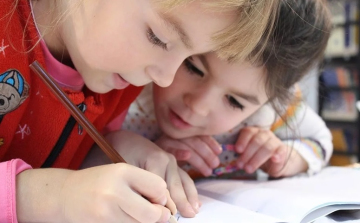 Internetes hittanversenyen vettek részt a diákok 